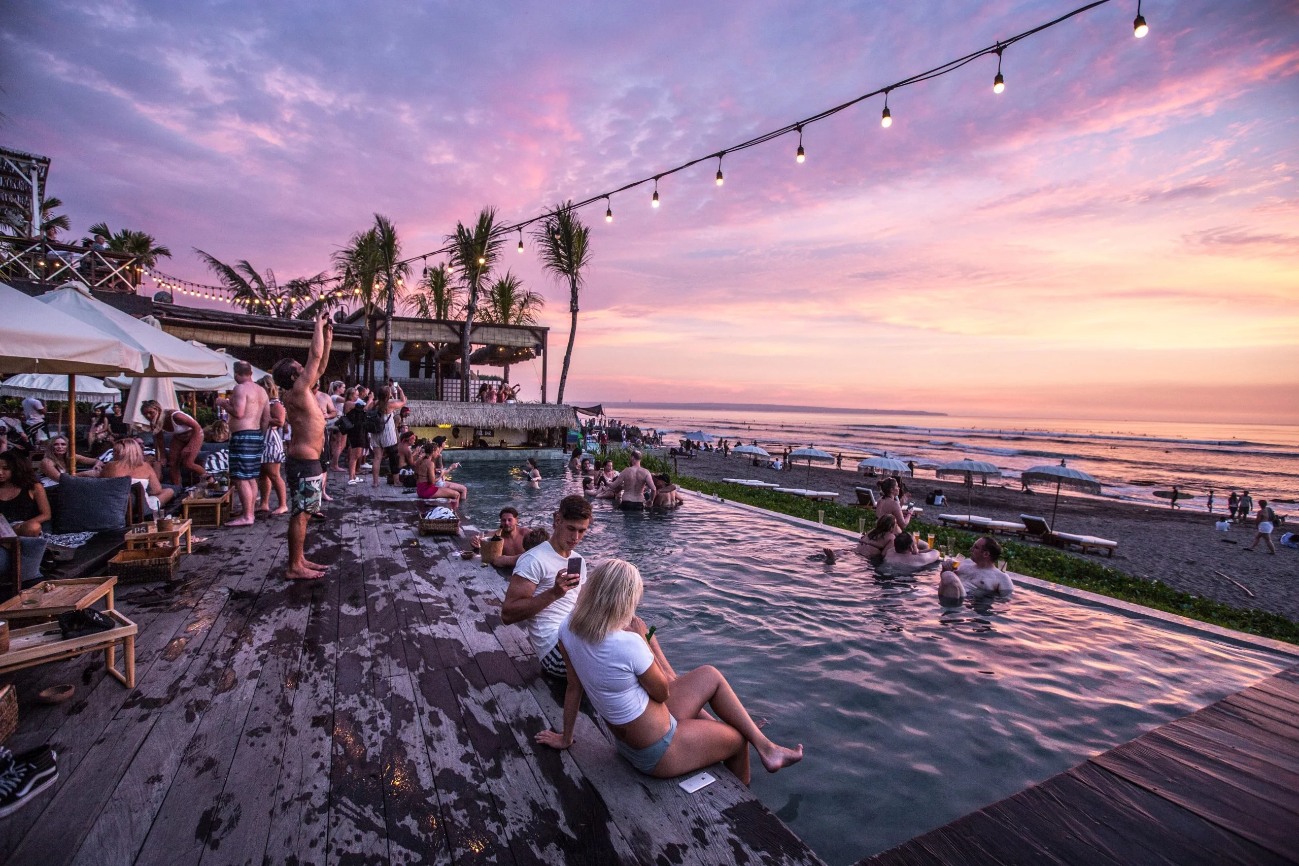 Digital Nomad Guide to Canggu (Indonesia): How To Enjoy?
