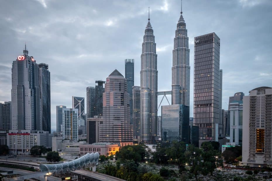 Digital Nomad Guide to Kuala Lumpur (Malaysia): Move To Asia